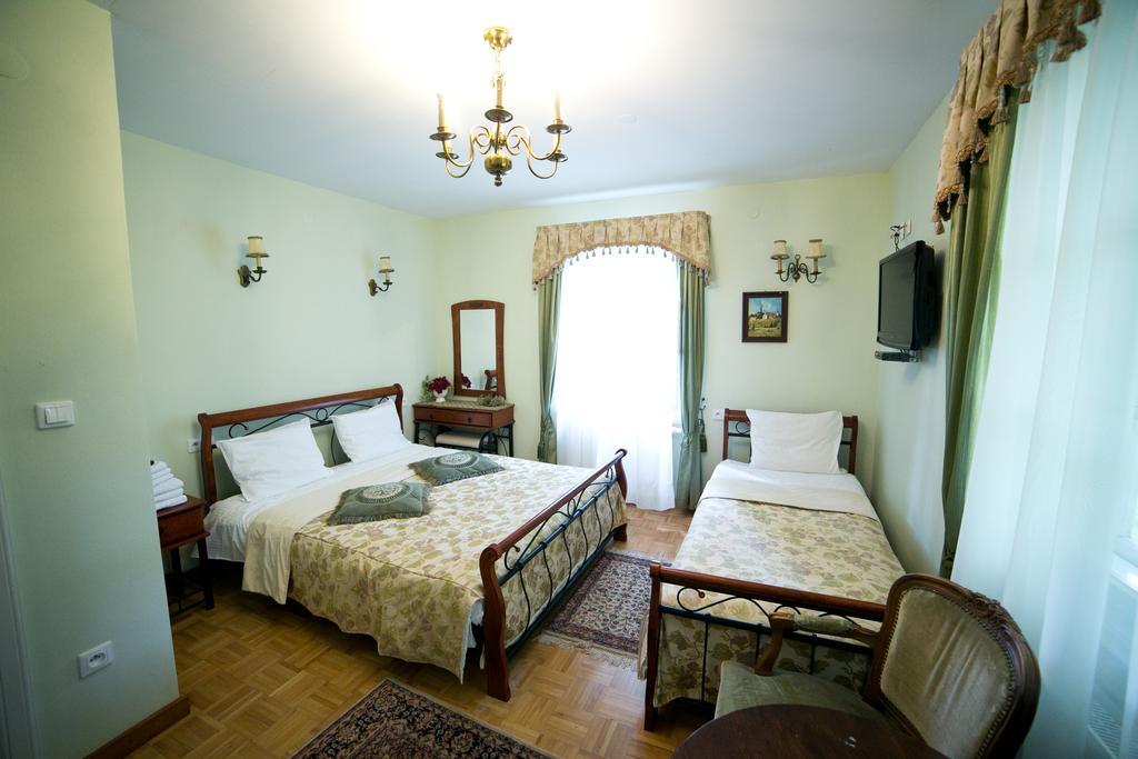 Dworek Ojca Mateusza Sandomierz Ngoại thất bức ảnh