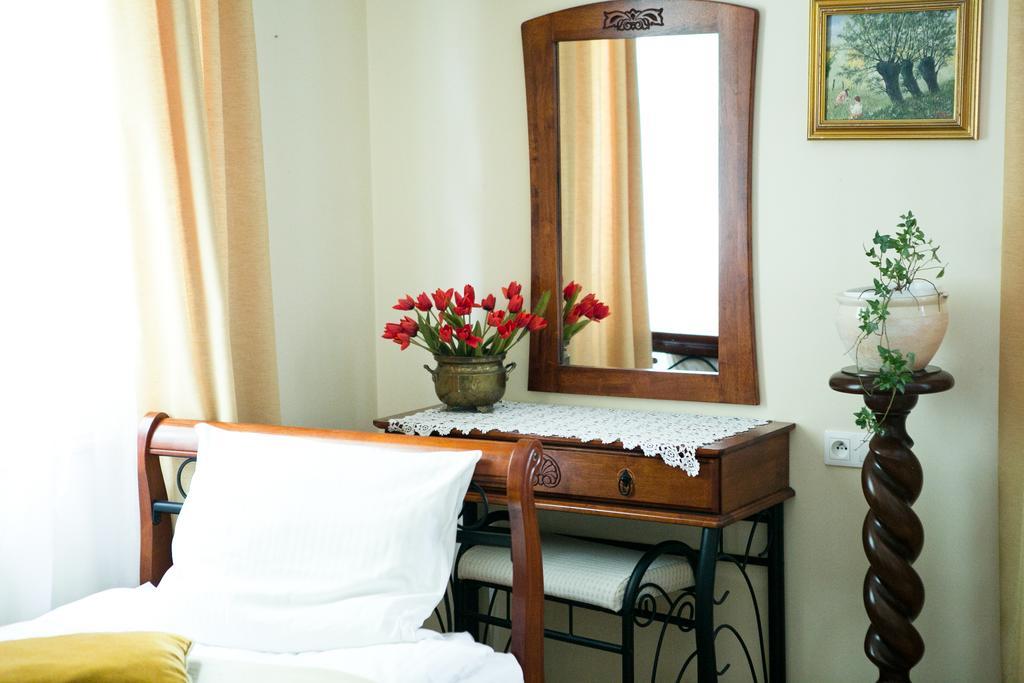 Dworek Ojca Mateusza Sandomierz Ngoại thất bức ảnh