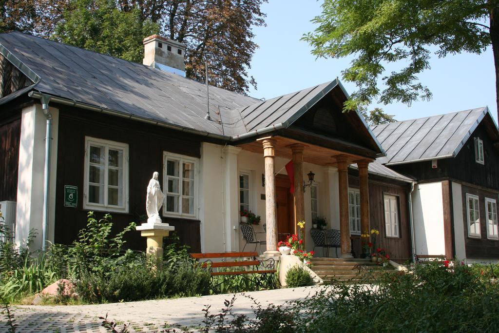 Dworek Ojca Mateusza Sandomierz Ngoại thất bức ảnh